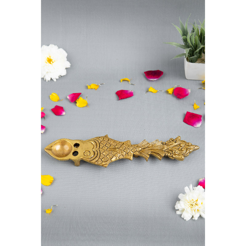 Brass Pooja Spoon - beautifully crafted brass spoon for religious rituals, ideal for offering sacred substances during prayers and ceremonies, golden finish, perfect for home puja setups and spiritual practices, symbolizes purity and devotion, enhances the sacredness of rituals, a functional and auspicious addition to your pooja essentials and religious artifacts.