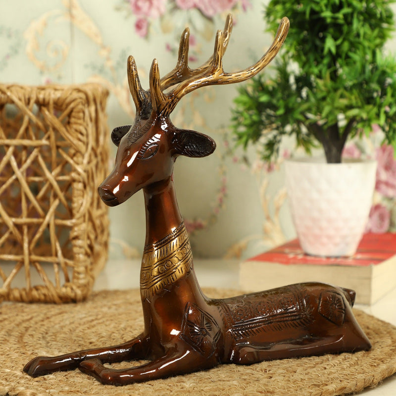 Jaszz Art Vintage Sitting Deer Brass Showpiece